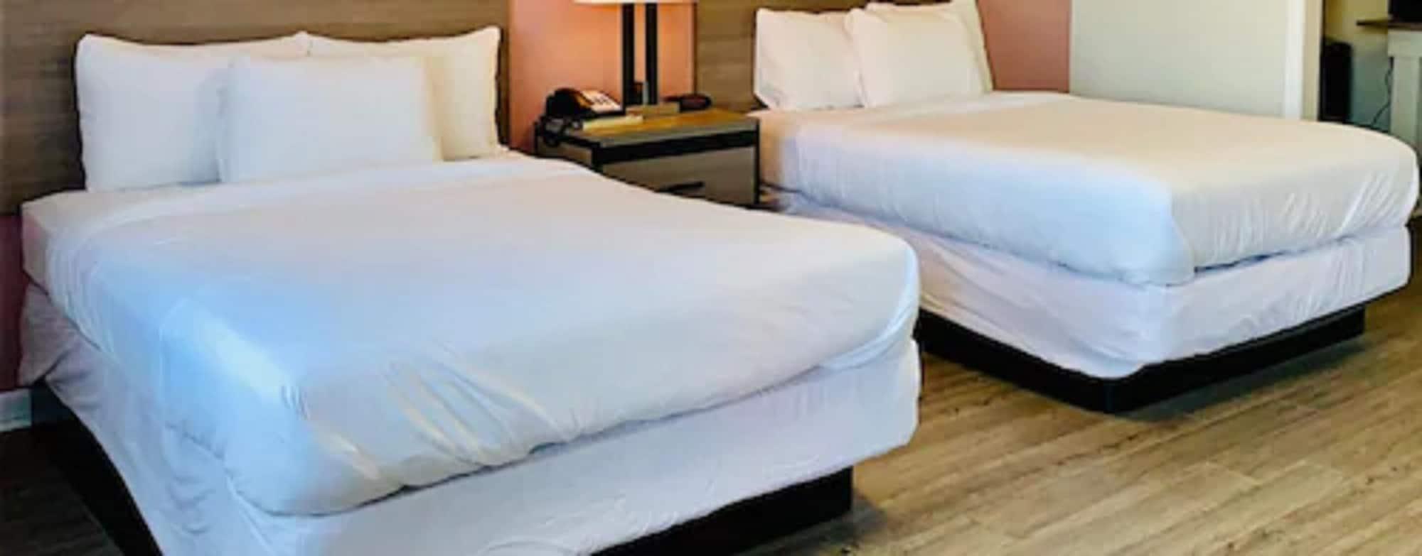 Econo Lodge Inn & Suites Abilene Bagian luar foto