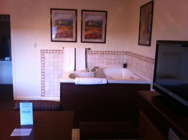 Econo Lodge Inn & Suites Abilene Bagian luar foto