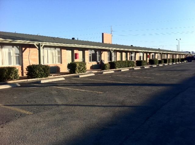 Econo Lodge Inn & Suites Abilene Bagian luar foto